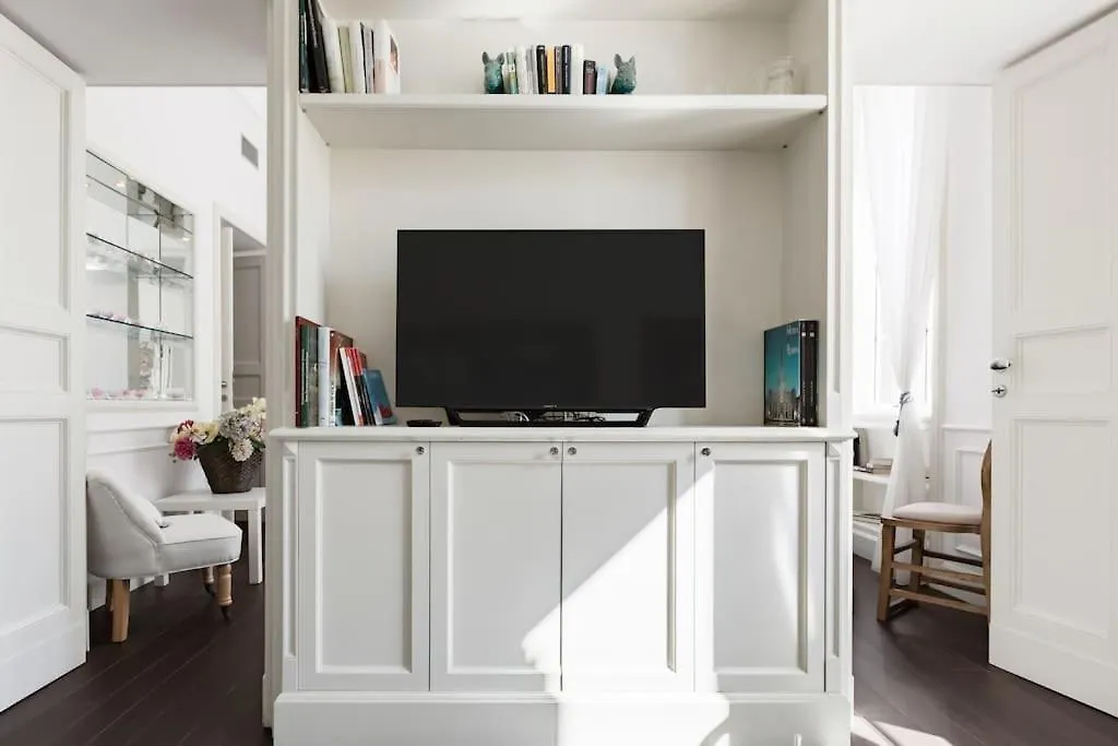Re-Imagined Apartment In Historical Building Rom